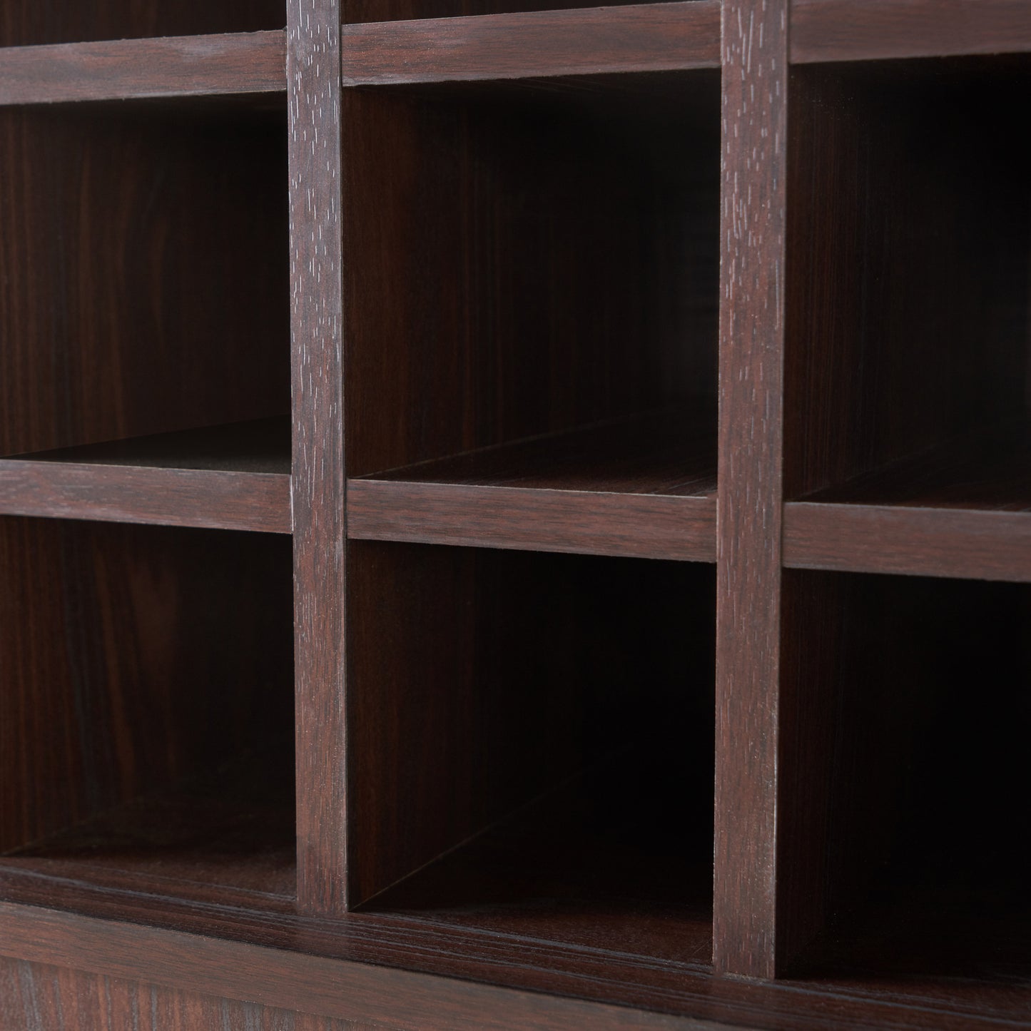 WINE & BAR CABINET