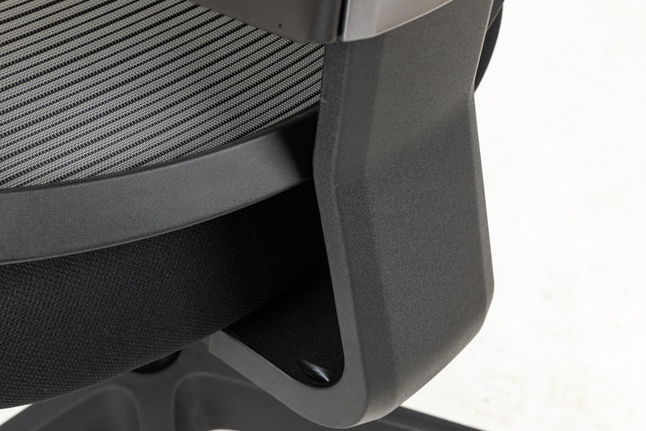 Excustive office chair with headrest and 2D armrest