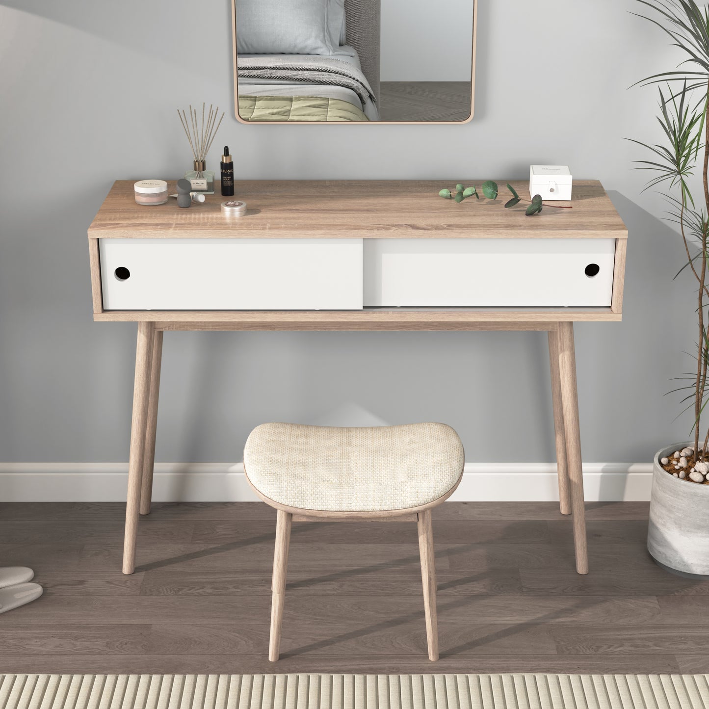 Table with 2 White Sliding Doors, Console Table with Storage Space and Wood Legs