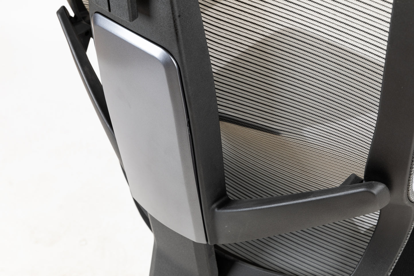 Excustive office chair with headrest and 2D armrest